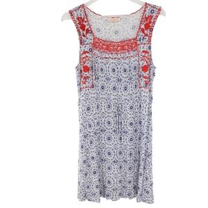 Skies Are Blue Tunic Top Embroidered Medallion Print Size L Blue White Red